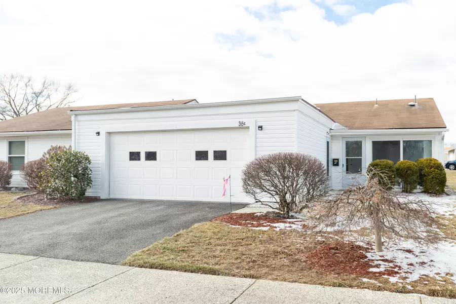 36 Haddon Road, Monroe, NJ 08831