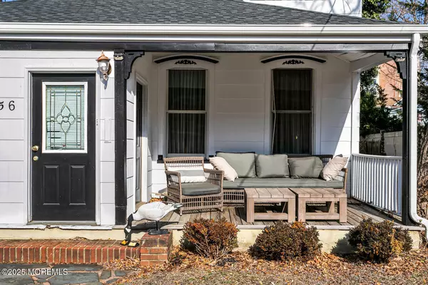 Red Bank, NJ 07701,156 W Front Street