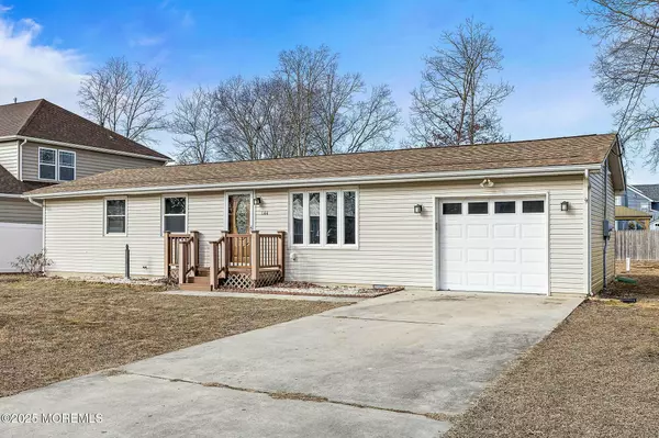 Manahawkin, NJ 08050,144 Tiller Avenue