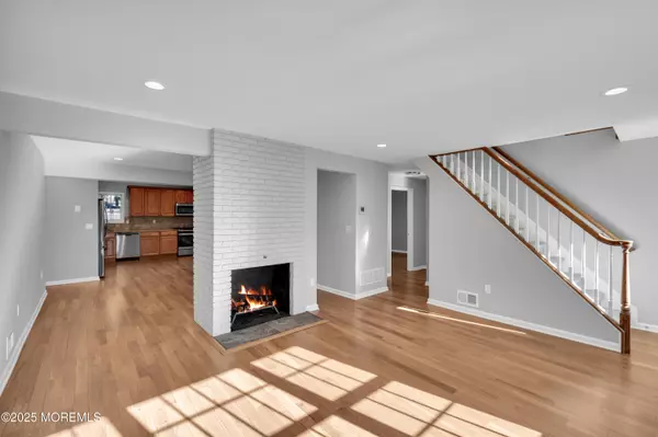 Fair Haven, NJ 07704,141 Oxford Avenue