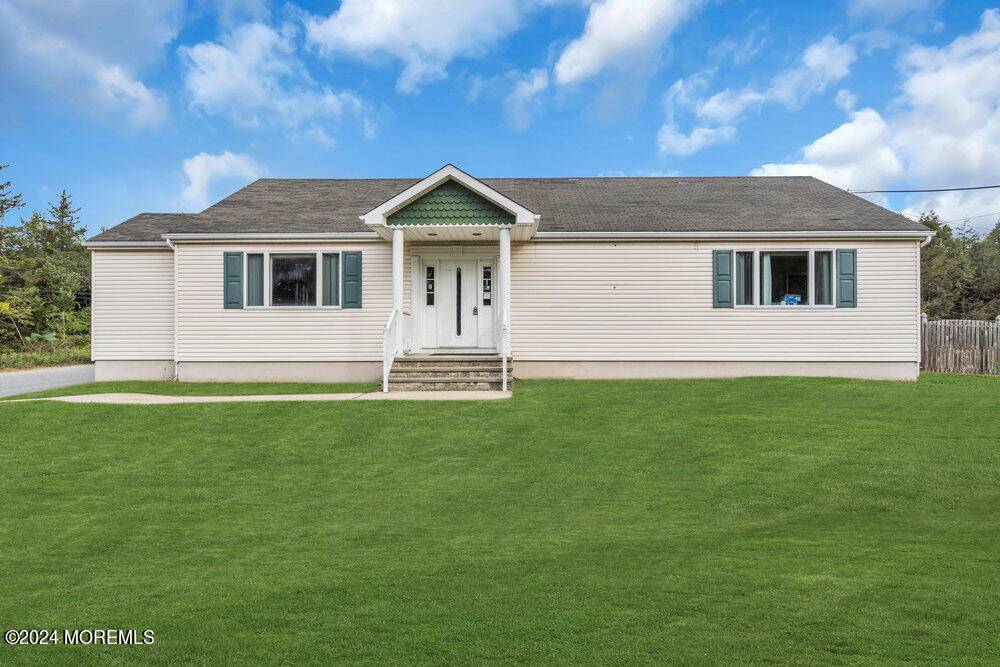 83 Riverwood Drive, Toms River, NJ 08755