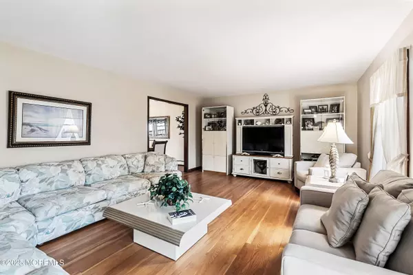 Point Pleasant Beach, NJ 08742,105 Chicago Avenue