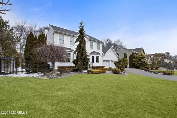 Matawan, NJ 07747,9 Vail Drive