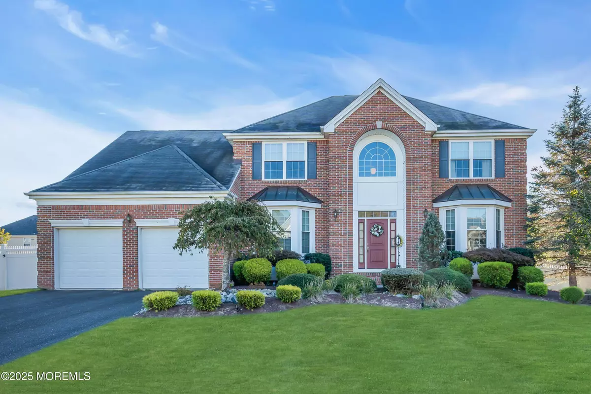 Jackson, NJ 08527,7 Churchill Court