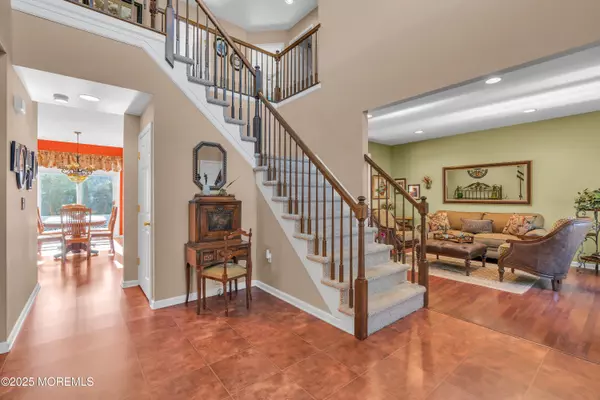 Jackson, NJ 08527,7 Churchill Court