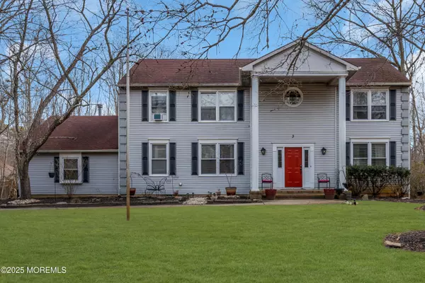 Jackson, NJ 08527,3 Kevin Dale Place