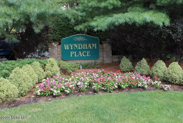 Aberdeen, NJ 07747,53 Winchester Court