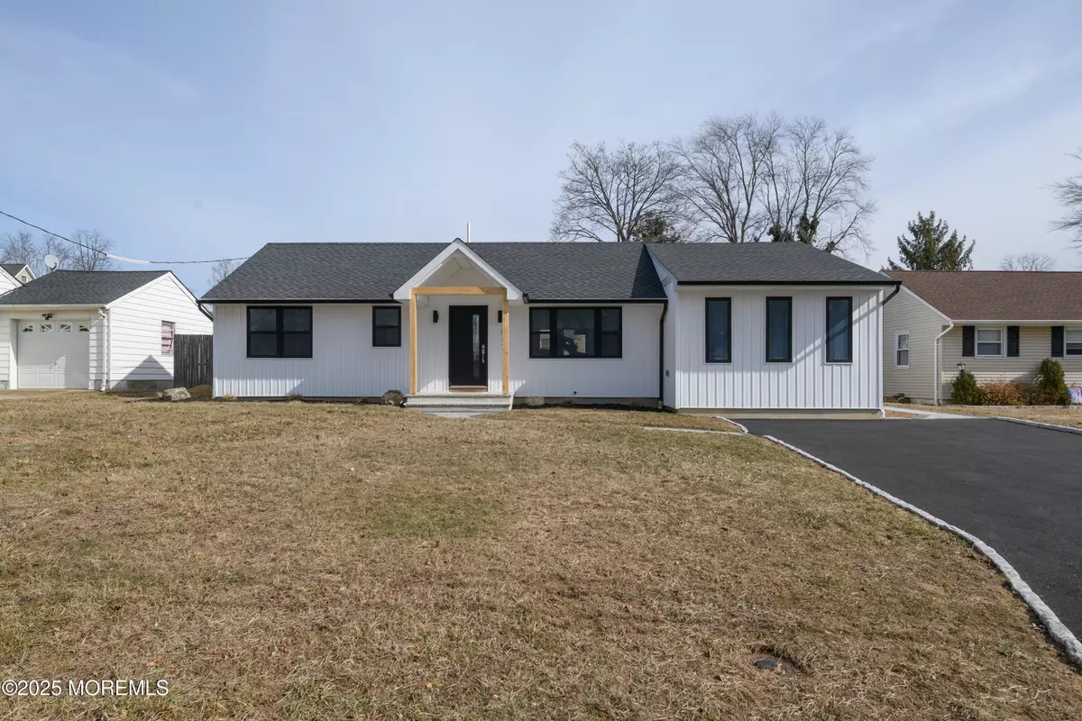 Belford, NJ 07718,633 Brookside Drive