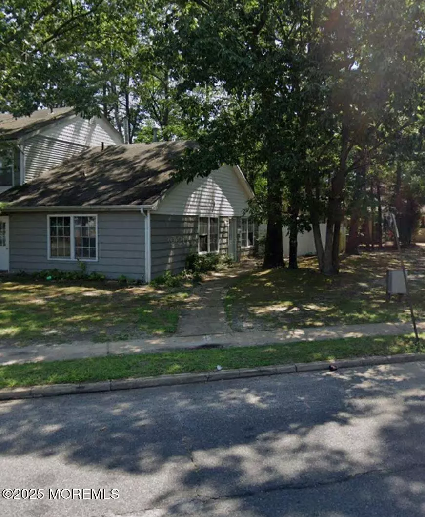 Lakewood, NJ 08701,1701 Princeton Avenue