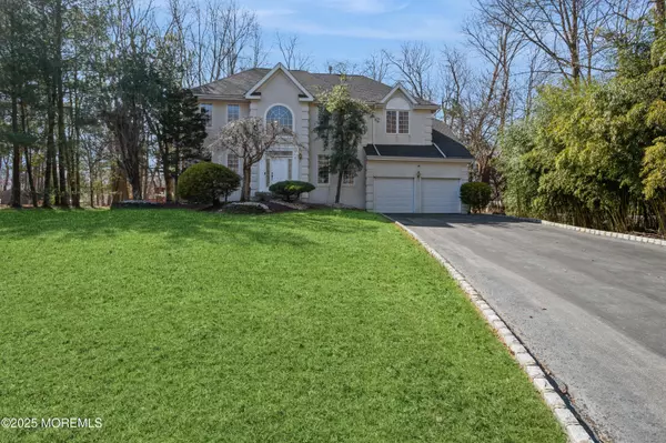 10 Banff Court, Morganville, NJ 07751