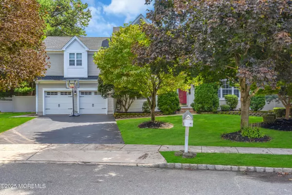 274 Ashewood Court, Toms River, NJ 08755