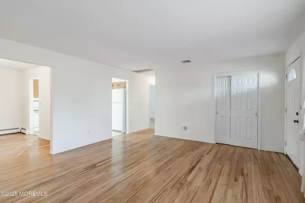 Toms River, NJ 08757,103 Edinburgh Court