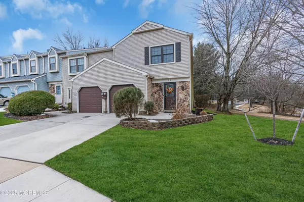 Matawan, NJ 07747,35 Knoll Court