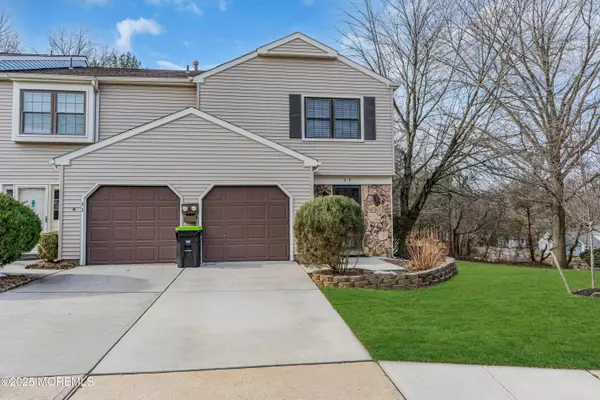 Matawan, NJ 07747,35 Knoll Court