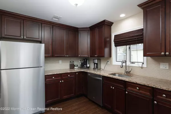 Keyport, NJ 07735,13 Therese Avenue