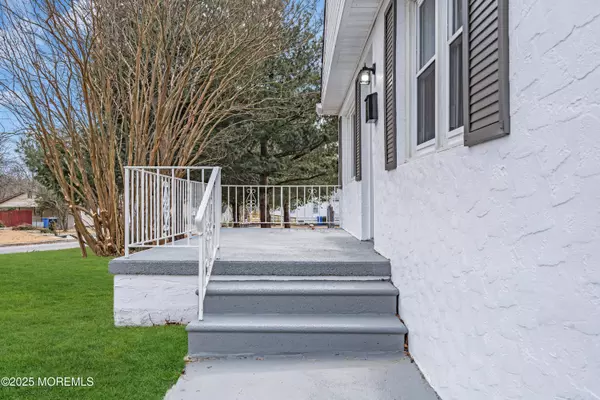 West Deptford, NJ 08086,14 Centre Avenue