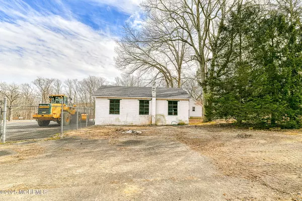 Millstone, NJ 08510,314 Monmouth Road