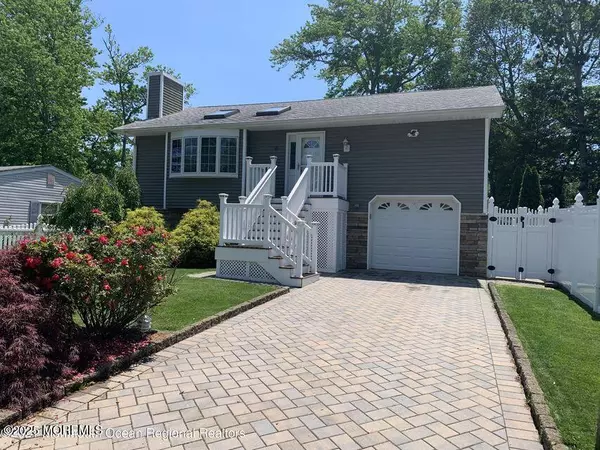 Brick, NJ 08723,61 Venice Drive