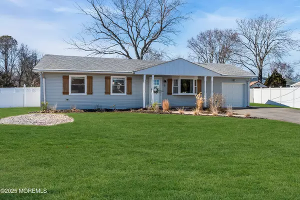 Forked River, NJ 08731,5 Heron Court