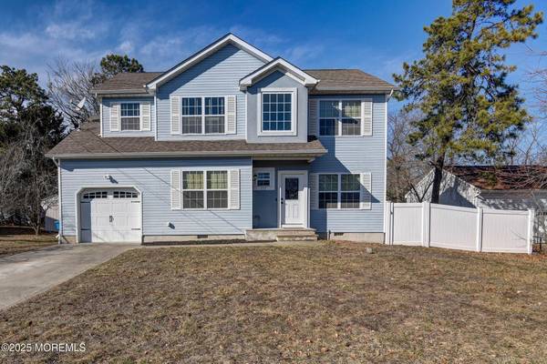 1717 3rd Avenue, Toms River, NJ 08757