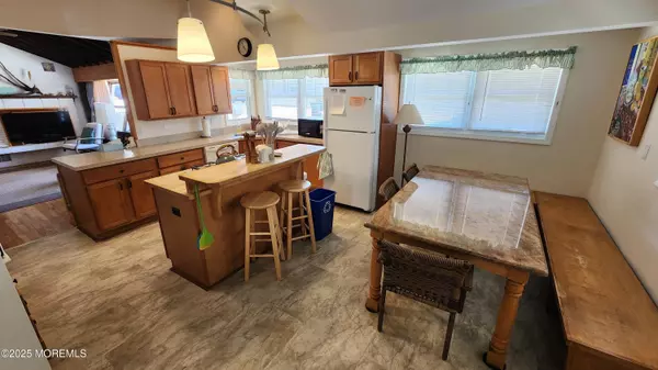 Lavallette, NJ 08735,34 S Surf Road