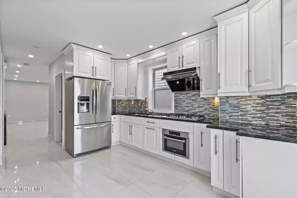 Jersey City, NJ 07306,5 Apollo Street