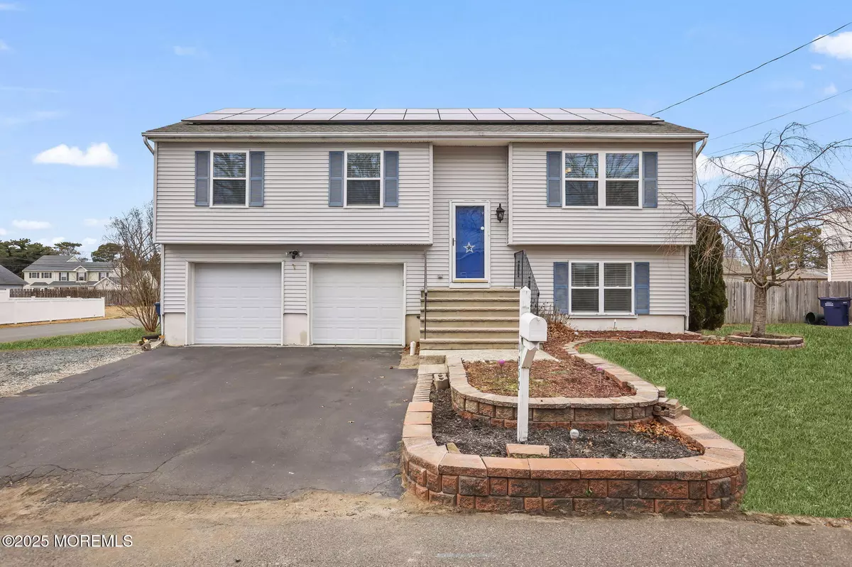 Beachwood, NJ 08722,1352 Mermaid Avenue