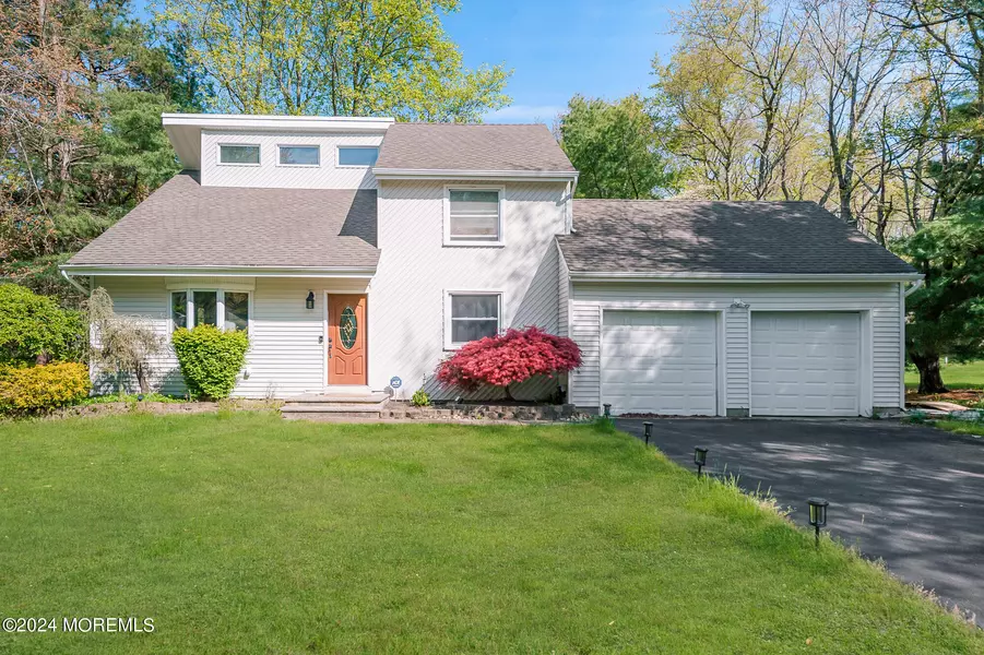 627 Eltone Road, Jackson, NJ 08527