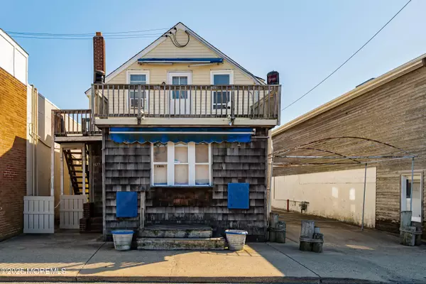 827 N Bay Avenue, Beach Haven, NJ 08008