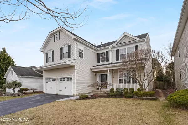 19 Winged Foot Drive, Manalapan, NJ 07726