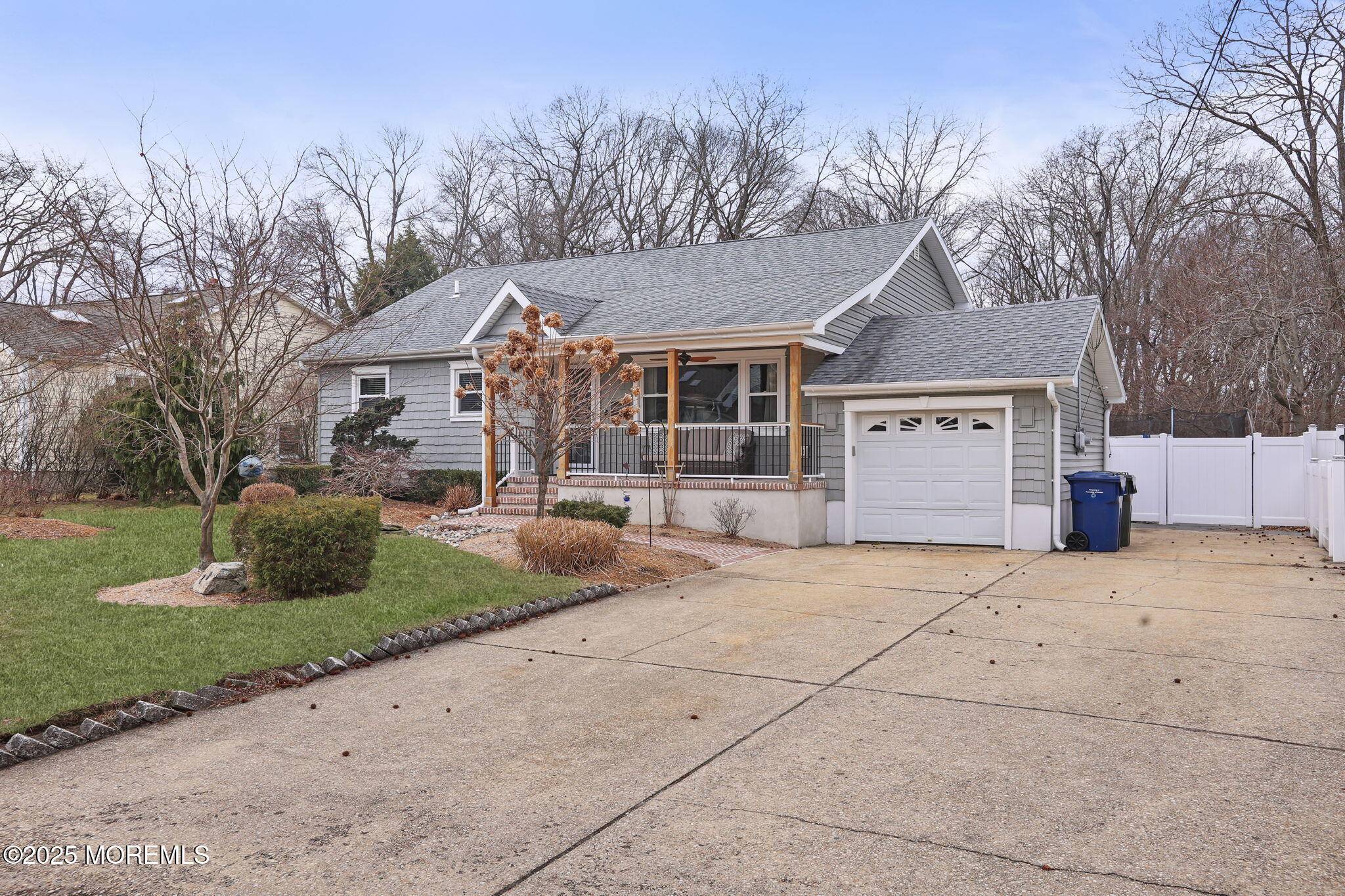 Oakhurst, NJ 07755,28 Arno Street