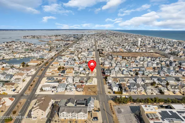 Seaside Heights, NJ 08751,302 Harding Avenue