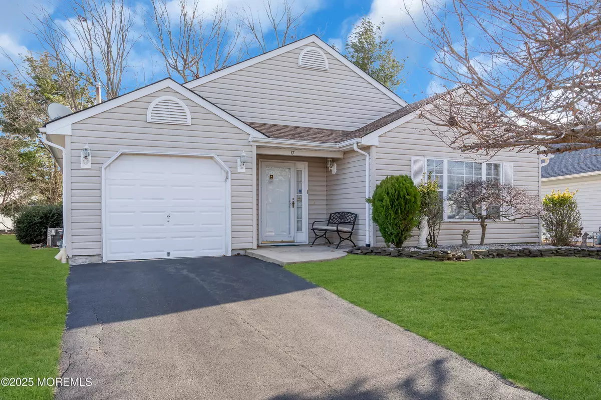 Brick, NJ 08724,17 Mayapple Drive