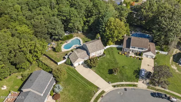 Manalapan, NJ 07726,9 Sherman Court