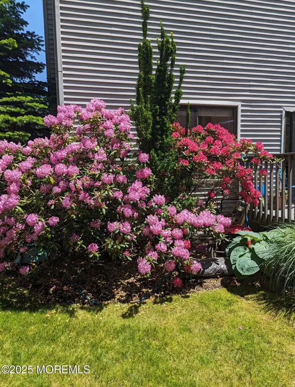 Middletown, NJ 07748,19 Pennybrook Lane