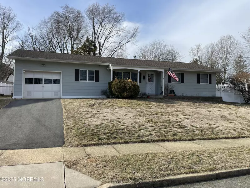 21 Dogwood Drive, Jackson, NJ 08527