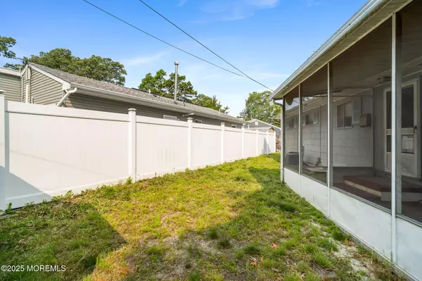 Forked River, NJ 08731,625 Twin River Drive