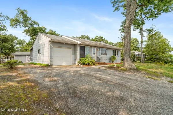 Forked River, NJ 08731,625 Twin River Drive
