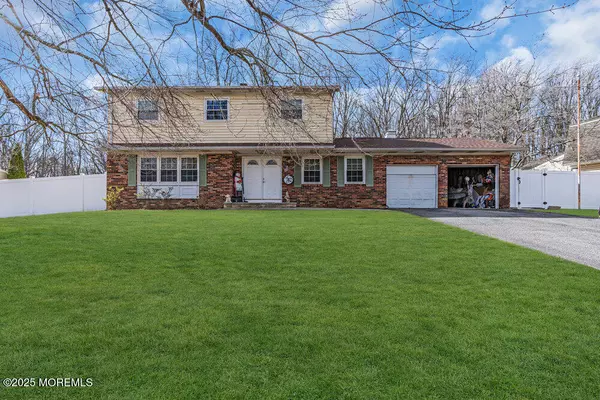 Howell, NJ 07731,52 Newbury Road