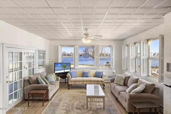 Point Pleasant Beach, NJ 08742,1415 Ocean Avenue