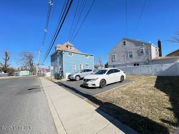 Keansburg, NJ 07734,48 Port Monmouth Road