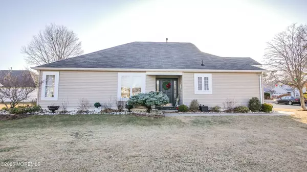 Jackson, NJ 08527,15 Manchester Court