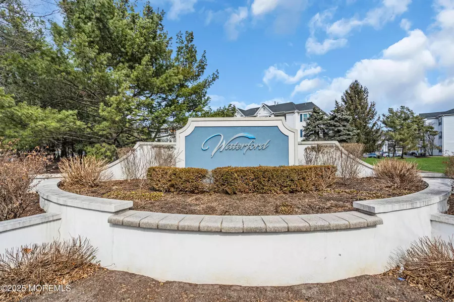 734 Waterford Drive #734, Edison, NJ 08817