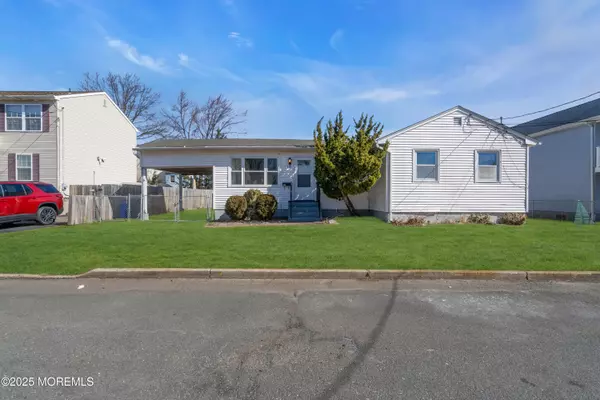 821 4th Street, Union Beach, NJ 07735