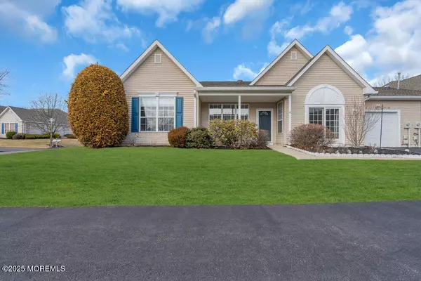 Lakewood, NJ 08701,45 Deer Chase Lane