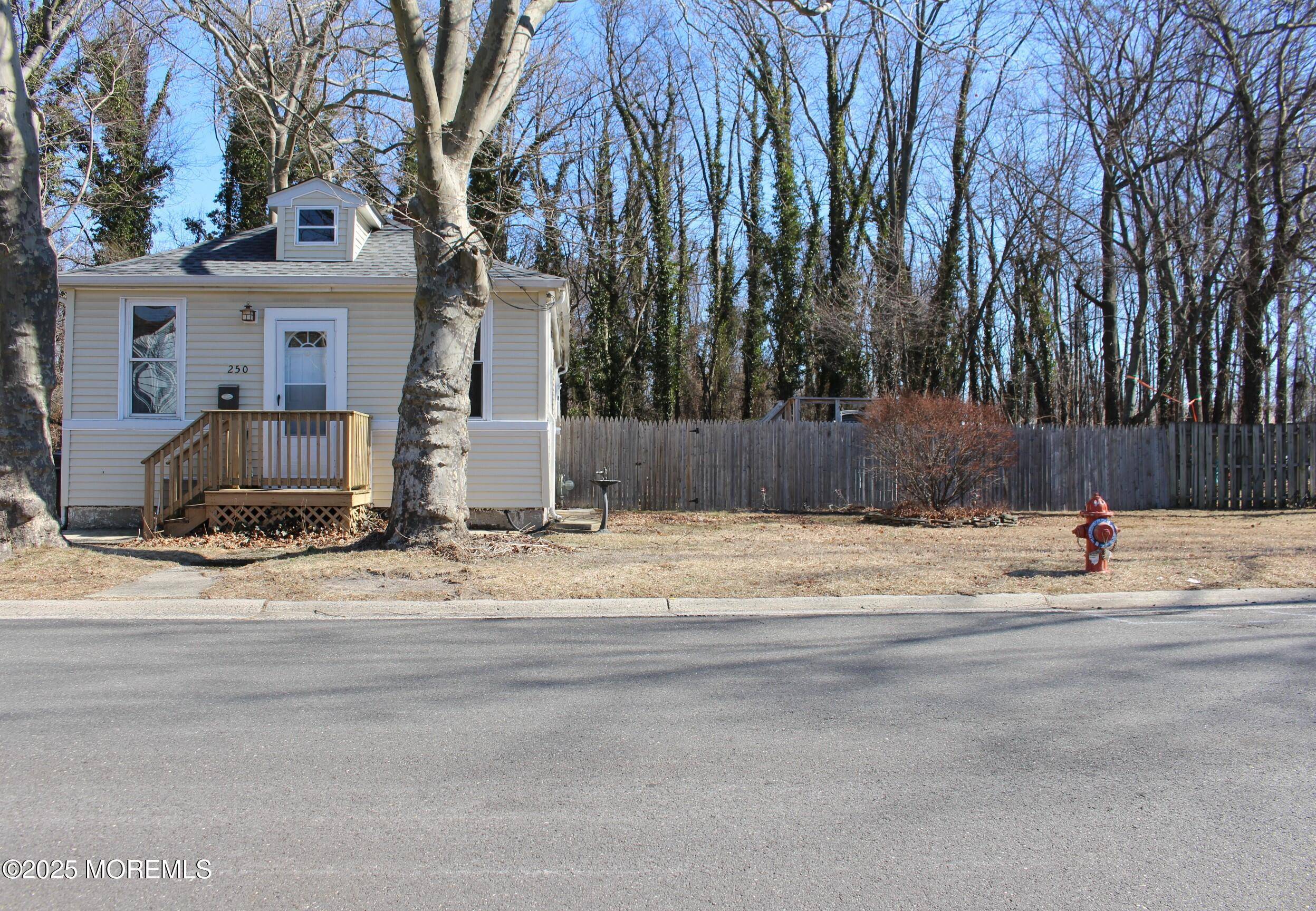 North Middletown, NJ 07748,250 Forest Avenue