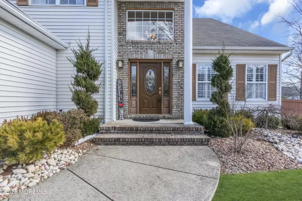 Jackson, NJ 08527,7 Highland Drive