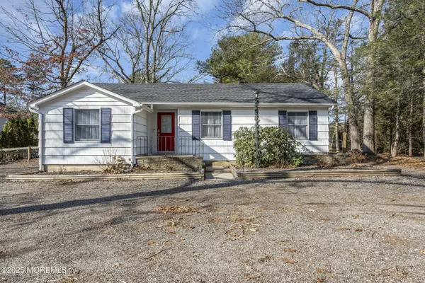 Jackson, NJ 08527,46 Butterfly Road