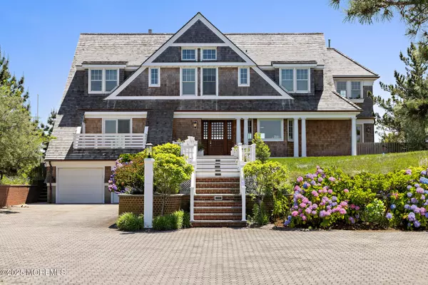 Mantoloking, NJ 08738,1437 Ocean Avenue