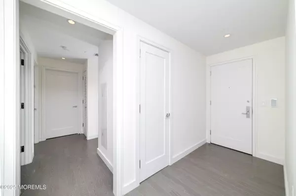 Long Branch, NJ 07740,30 Melrose Terrace #313